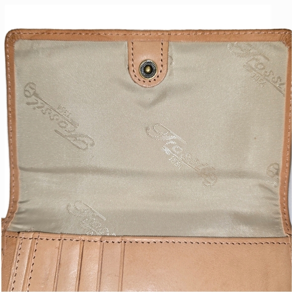 Ladies Embossed Leather Tri-Fold Wallet with ID Flap by Fossil - Picture 7 of 12